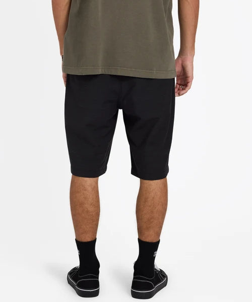 billabong-mens-crossfire-21-hybrid-shorts-black1.webp