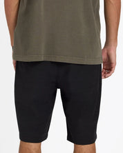 BILLABONG MENS CROSSFIRE 21" HYBRID SHORTS – BLACK