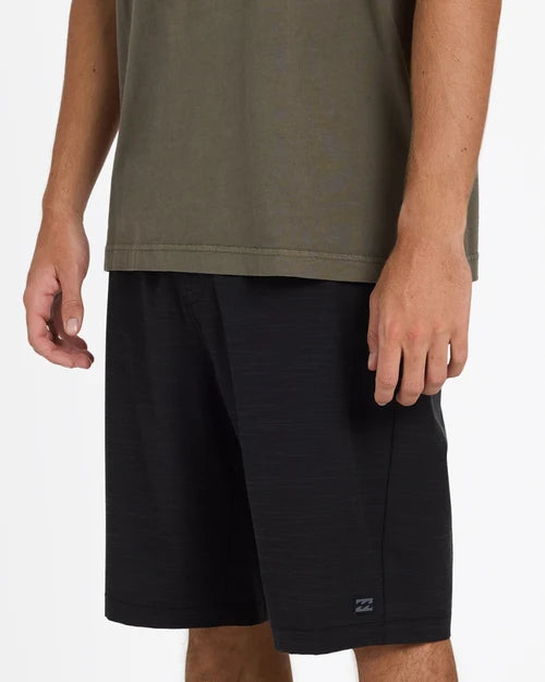 BILLABONG MENS CROSSFIRE 21" HYBRID SHORTS – BLACK