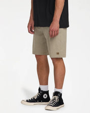BILLABONG MENS CROSSFIRE 21" HYBRID SHORTS – KHAKI