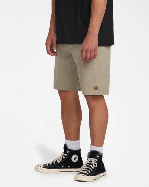 BILLABONG MENS CROSSFIRE 21" HYBRID SHORTS – KHAKI