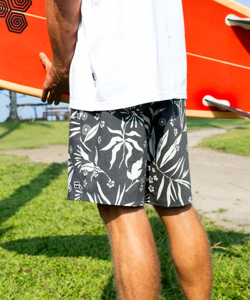 billabong-mens-good-times-layback-16-boardshorts-dark-navy.webp