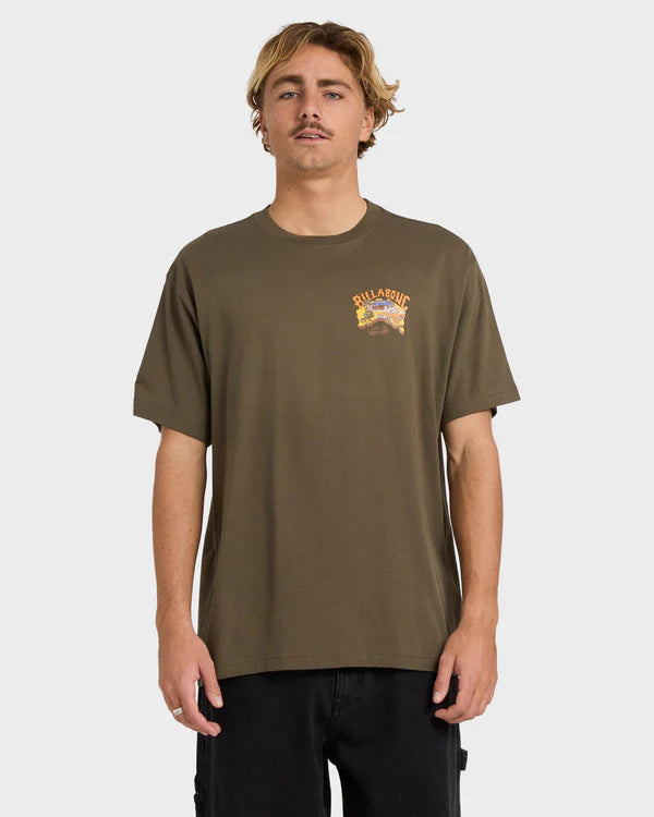 BILLABONG MENS LAND OF SUNSHINE T-SHIRT REGULAR FIT COTTON GRAPHIC TEE MILITARY