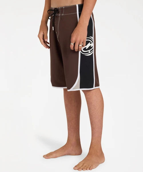 billabong-mens-spec-dbah-bio-wave-pro-21-boardshorts-dark-brown1.webp