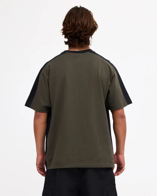 BILLABONG MENS SPEC ICONIC T-SHIRT