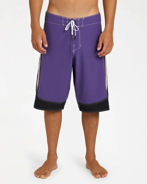 BILLABONG MENS SPEC SYSTEMS PRO 23" BOARDSHORTS – PURPLE