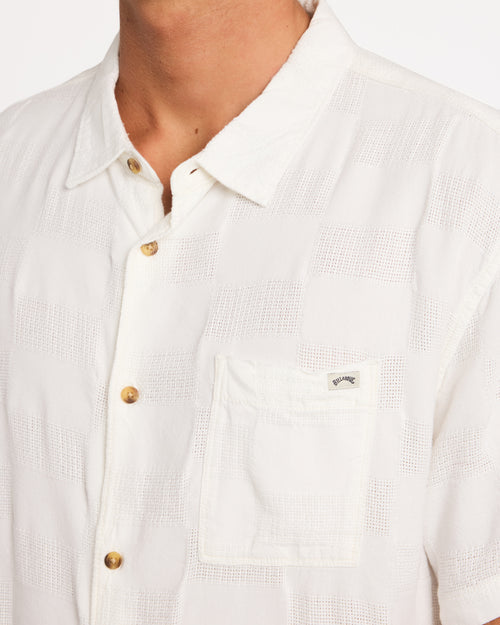 BILLABONG MENS SUNDAYS JACQUARD SHORT SLEEVE SHIRT – OFF WHITE