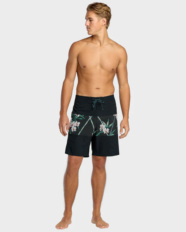 BILLABONG MENS TRIBONG PRO 18.5" BOARDSHORTS – DARK NAVY