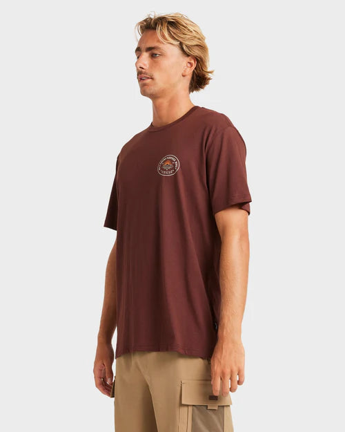 BILLABONG SIERRAS A DIV MENS T SHIRT PREMIUM SURF GRAPHIC TEE WINE