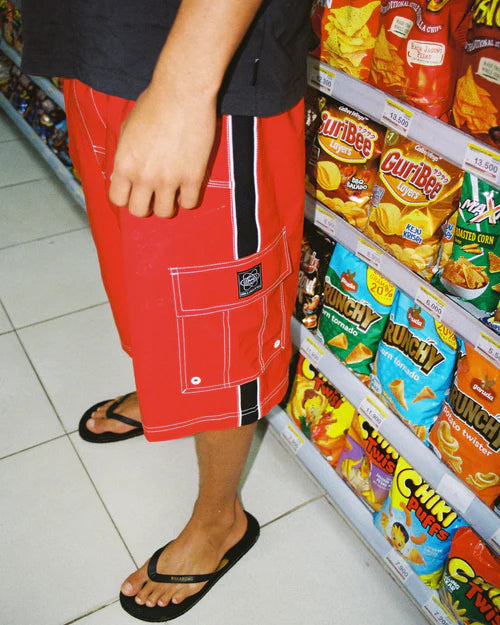 BILLABONG THROW ON 3.0 22" BOARDSHORTS – MENS SURF PERFORMANCE TRUE RED