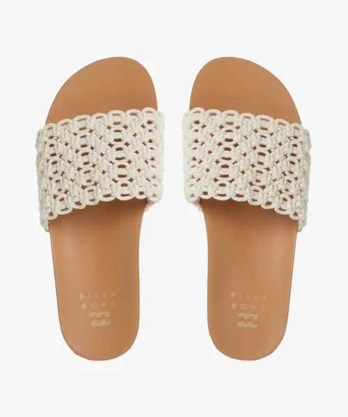 billabong-womens-aurora-slides-whisper-white1.webp