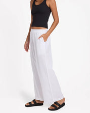 BILLABONG WOMENS FOLLOW ME ELASTIC WAIST PANTS – WHITE
