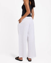 BILLABONG WOMENS FOLLOW ME ELASTIC WAIST PANTS – WHITE