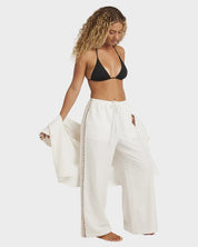 BILLABONG WOMENS OTIS DREAMING ELASTIC WAIST PANTS – SALT CRYSTAL