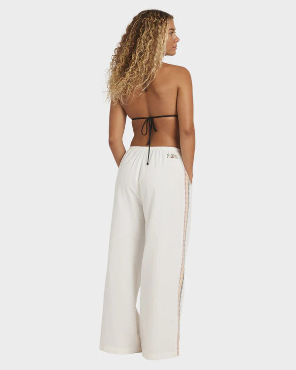 BILLABONG WOMENS OTIS DREAMING ELASTIC WAIST PANTS – SALT CRYSTAL