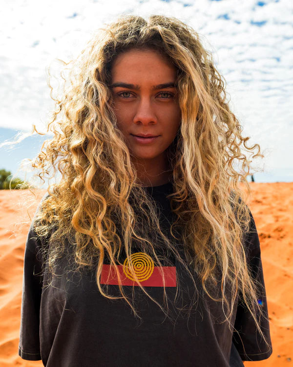 BILLABONG WOMENS OTIS FLAG T-SHIRT – WASHED BLACK