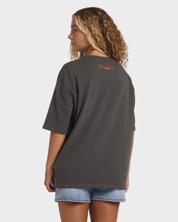 BILLABONG WOMENS OTIS FLAG T-SHIRT – WASHED BLACK