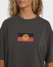 BILLABONG WOMENS OTIS FLAG T-SHIRT – WASHED BLACK
