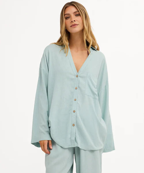 billabong-womens-sun-days-cover-up-shirt-blue-light.webp