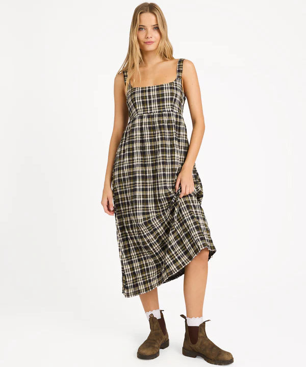 billabong-womens-wonders-midi-dress-black-sands1.webp