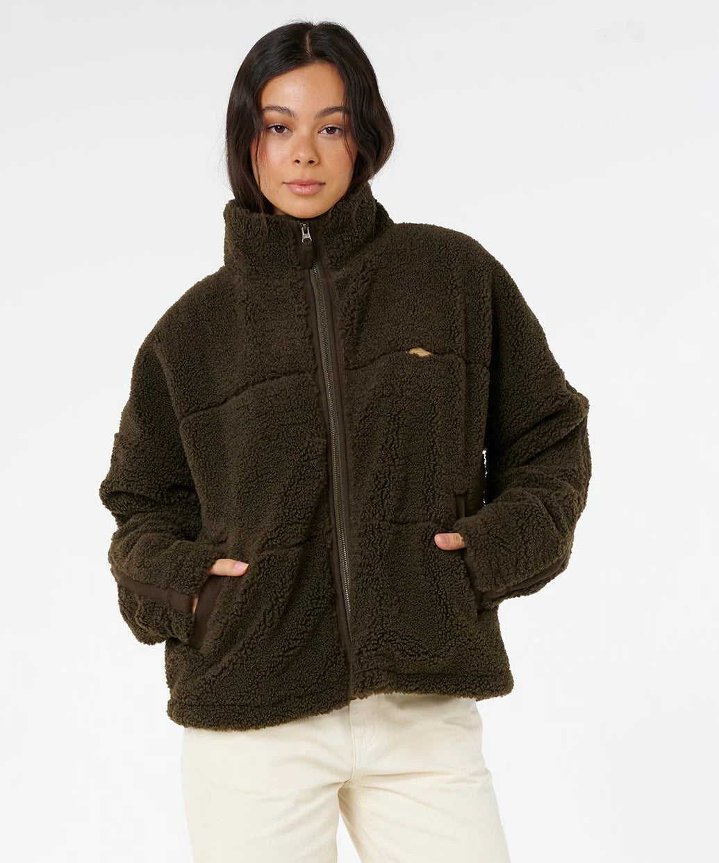 cala-nights-sherpa-jacket-black-olive.webp