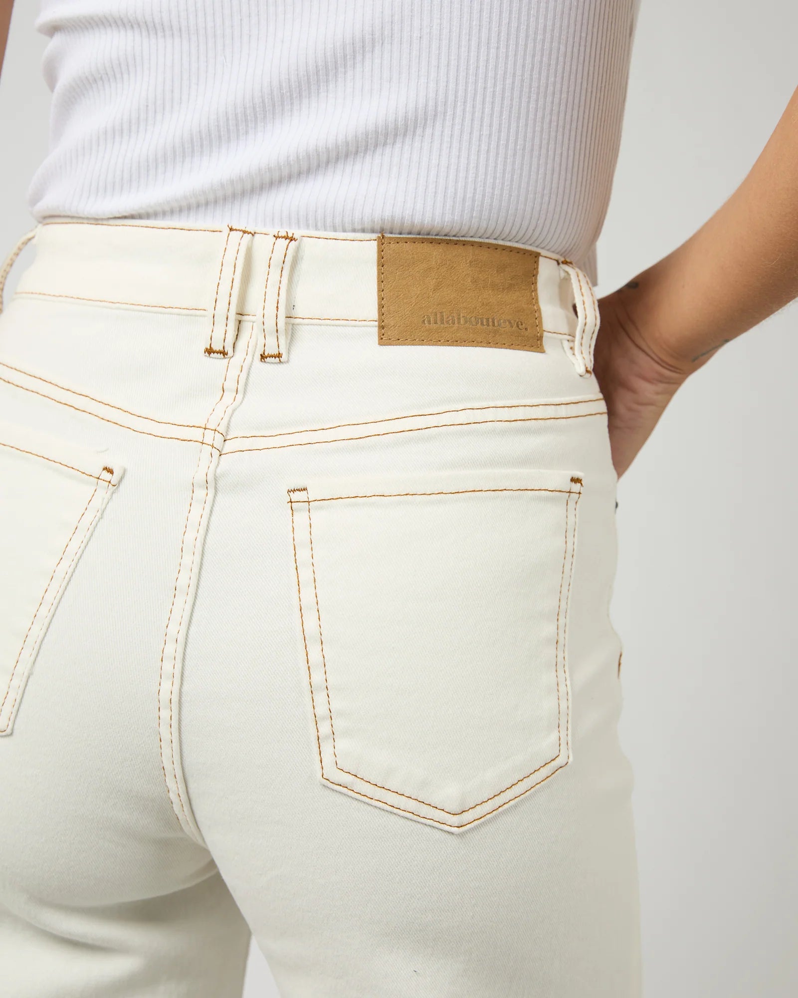 ALL ABOUT EVE CHARLIE HIGH RISE WIDE LEG JEAN VINTAGE WHITE WOMENS DENIM