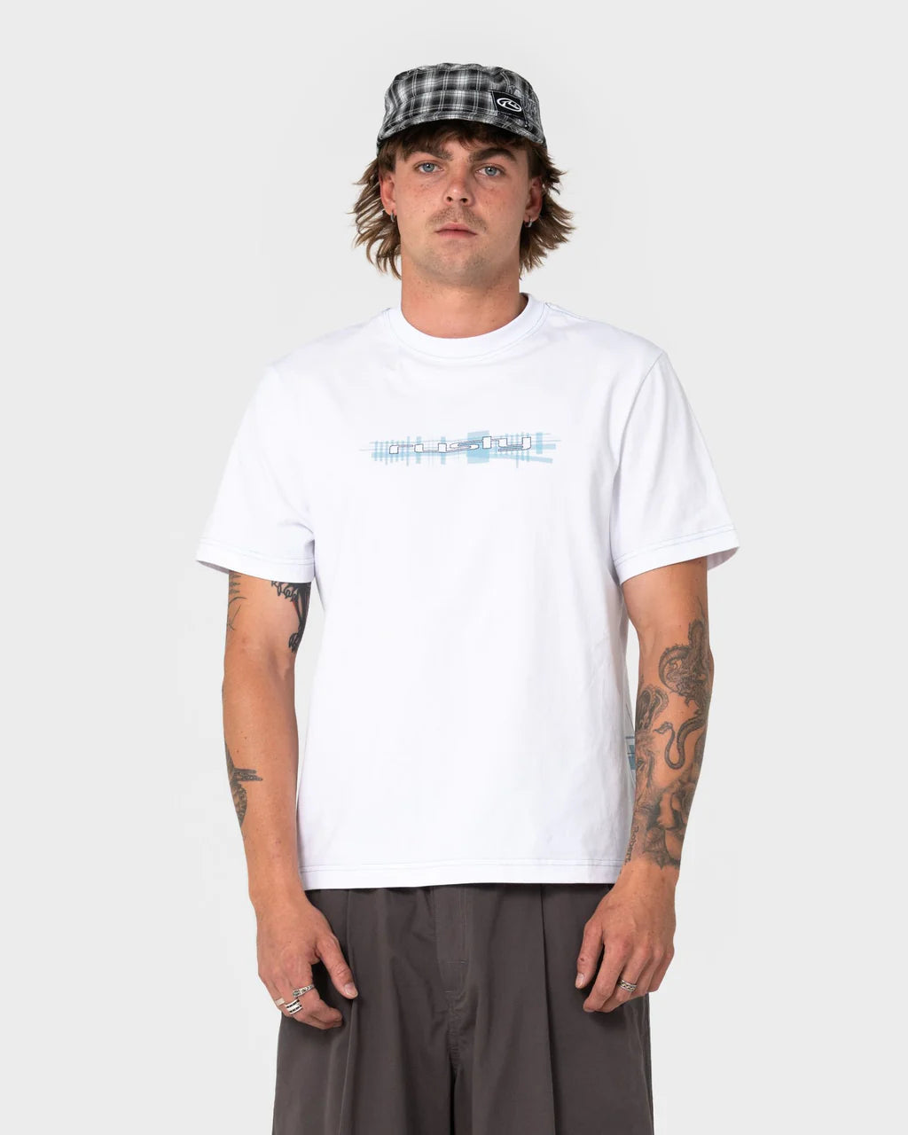 RUSTY CHECK WISE GRAPHIC SLIM TEE WHITE