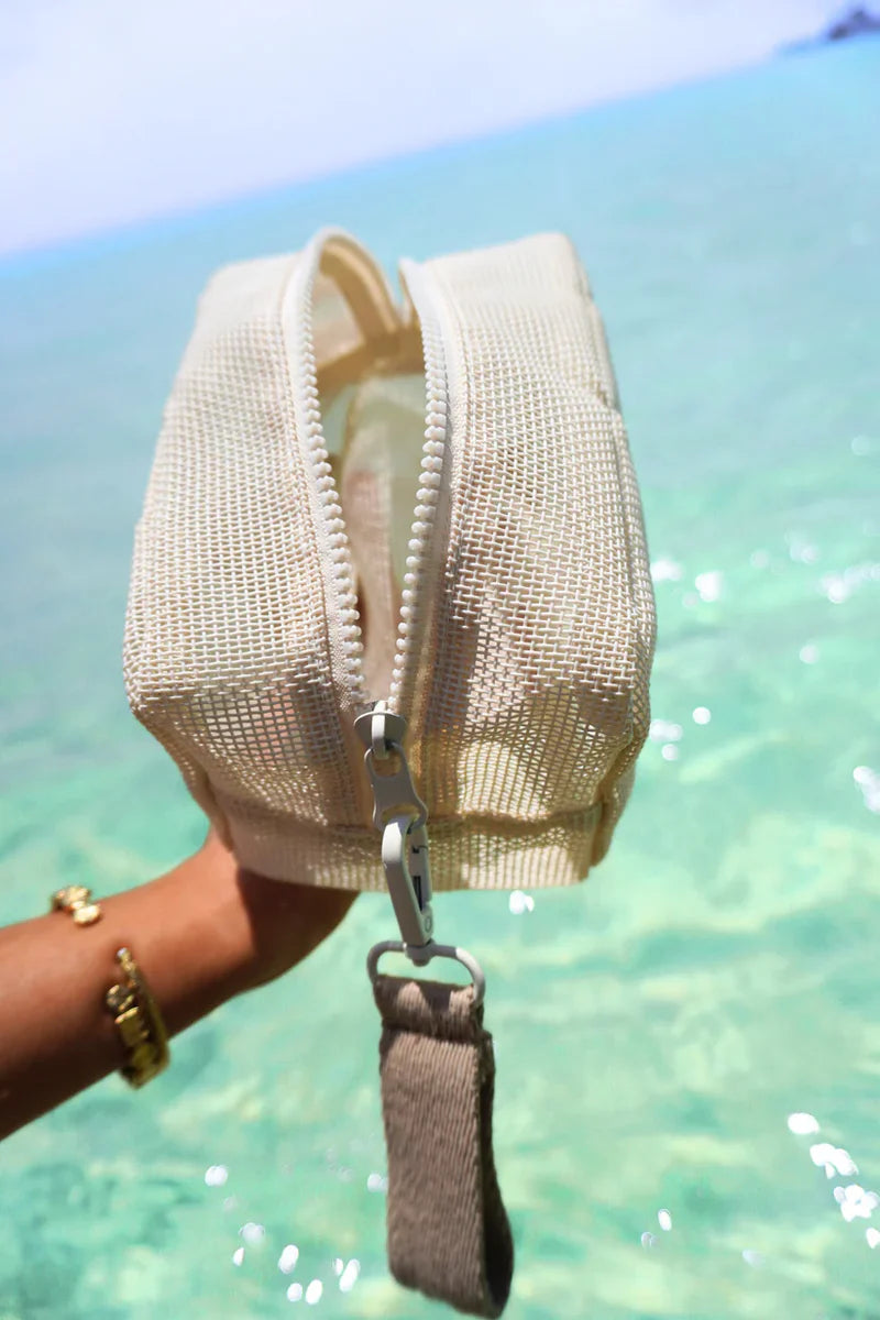 COASTAL GRL BEACH ACCESSORY BAG