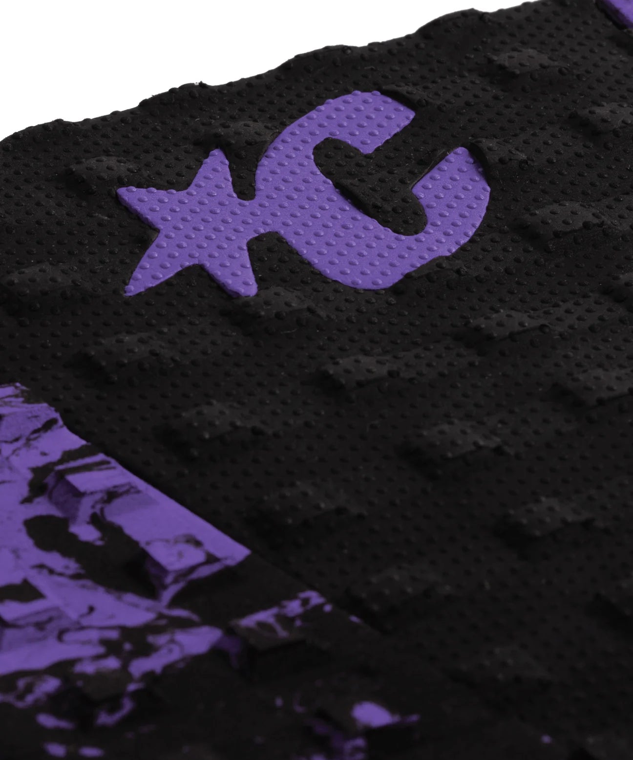 creatures-italo-ferreira-lite-ecopure-traction-pad-punk-purple-bodhi-surf1.webp