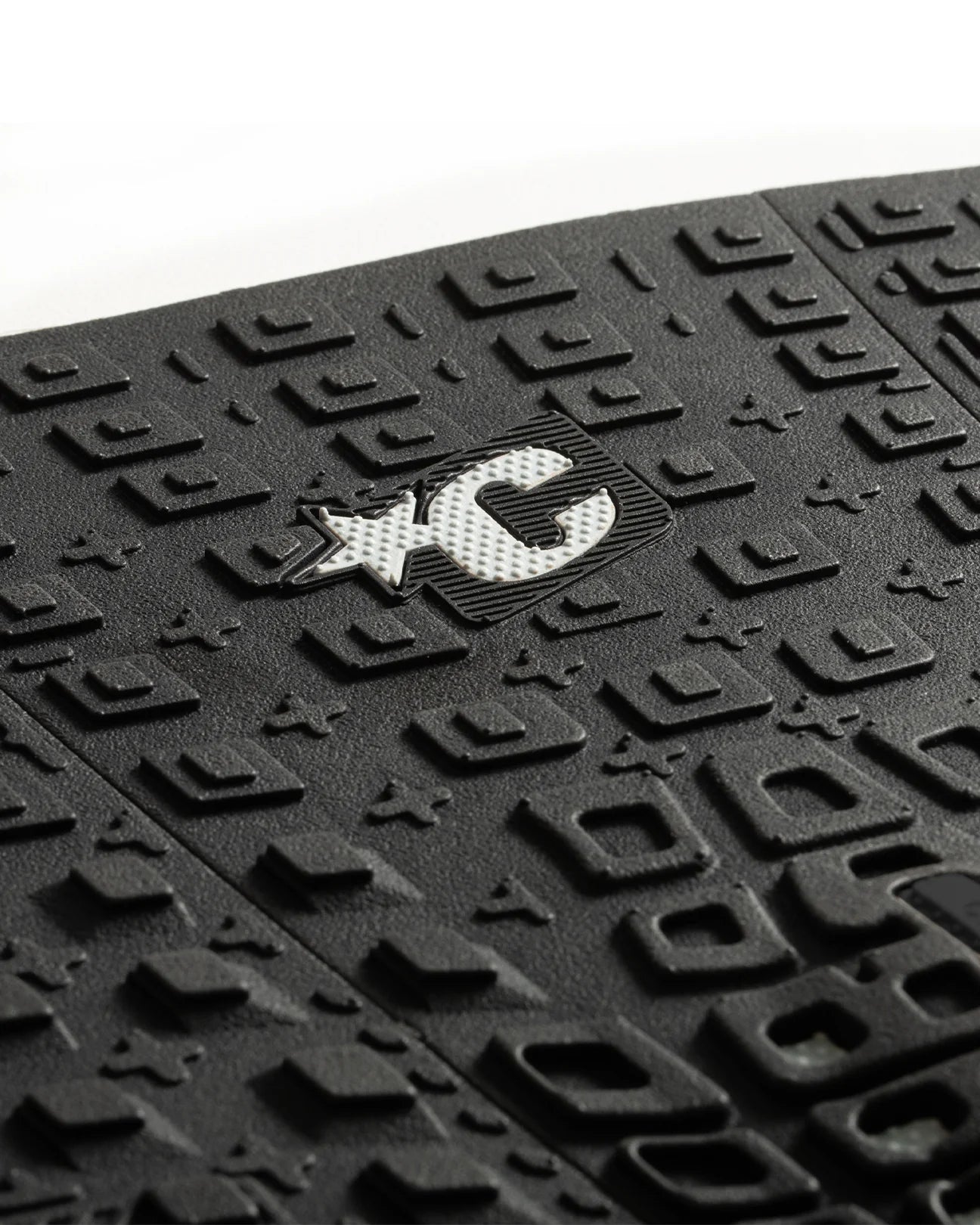 CREATURES OF LEISURE PROTO 1.4 PIN TAIL TRACTION PAD – BLACK PLATINUM