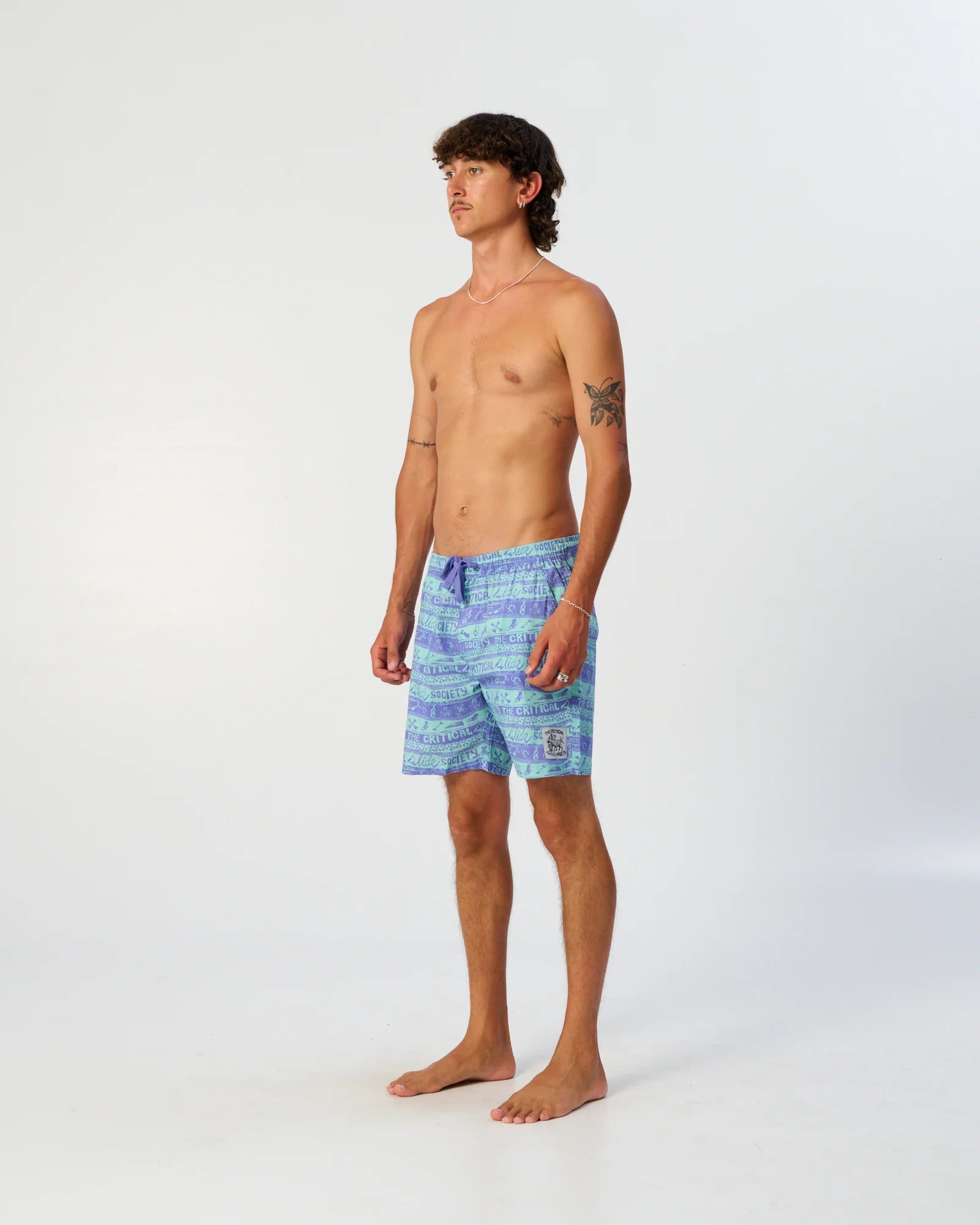 THE CRITICAL SLIDE MYTH 17 INCH BOARD SHORT ARTIST COLLAB BLUE