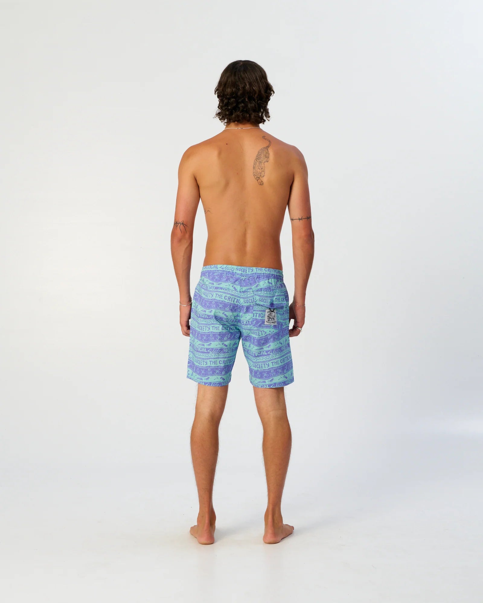 THE CRITICAL SLIDE MYTH 17 INCH BOARD SHORT ARTIST COLLAB BLUE