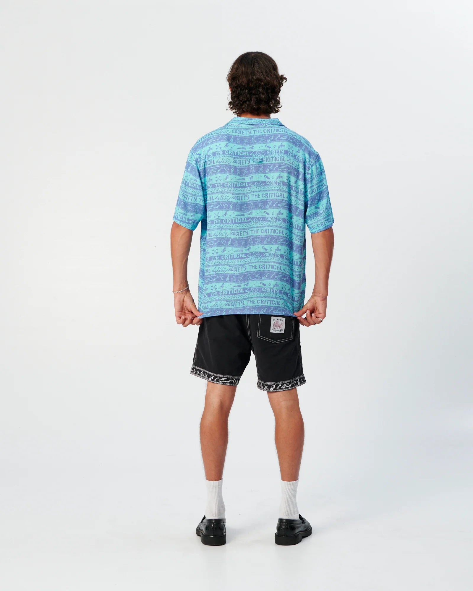 THE CRITICAL SLIDE MYTH LINEN RESORT SHIRT ARTIST COLLAB GERRY WEDD BLUE