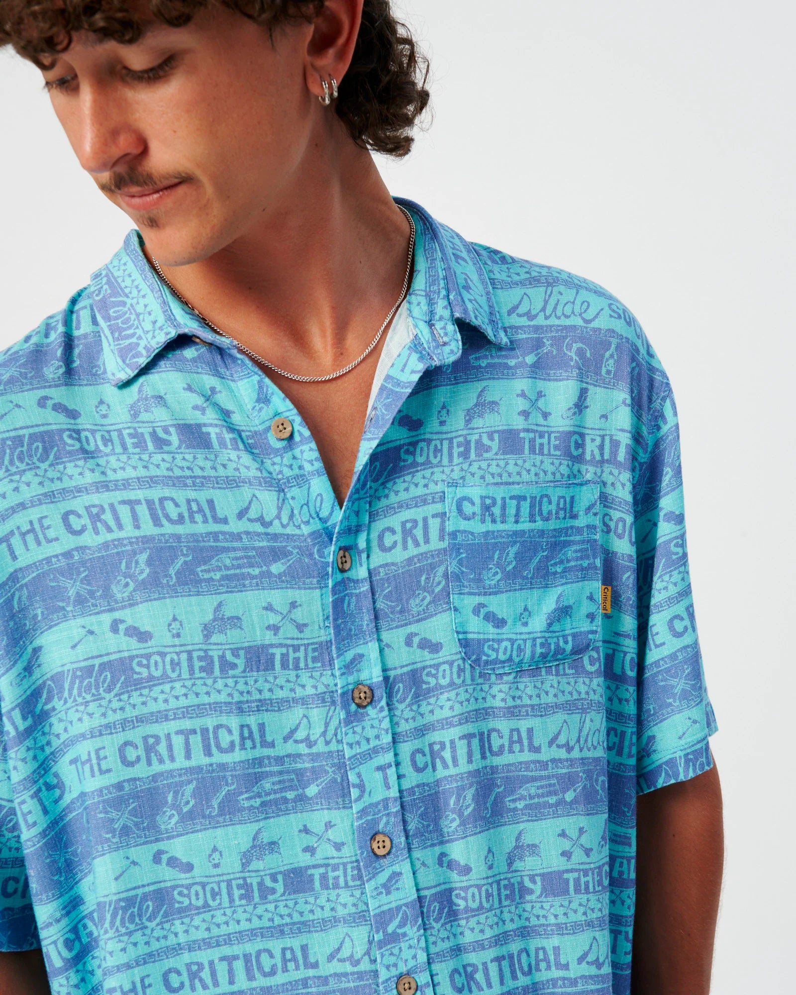 THE CRITICAL SLIDE MYTH LINEN RESORT SHIRT ARTIST COLLAB GERRY WEDD BLUE