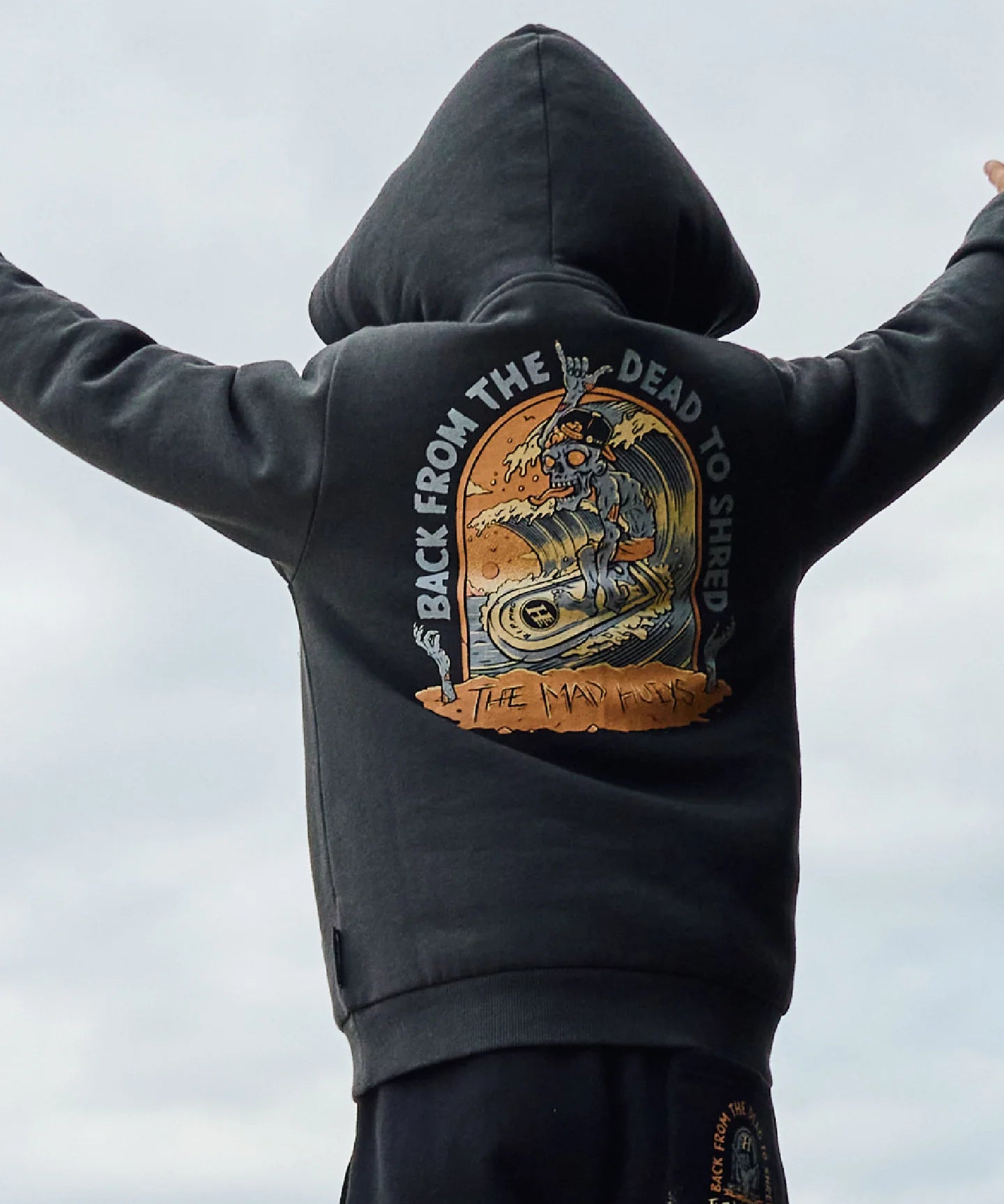 dead-shred-youth-hooded-pullover-vintage-black.webp