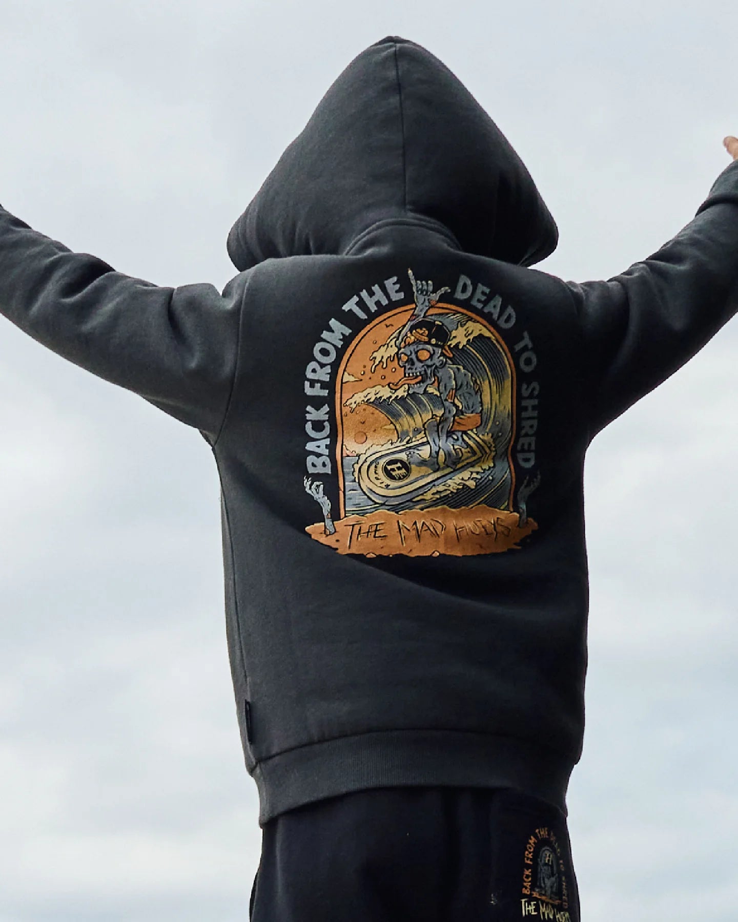 THE MAD HUEYS DEAD SHRED YOUTH HOODED PULLOVER KIDS FLEECE HOODIE VINTAGE BLACK