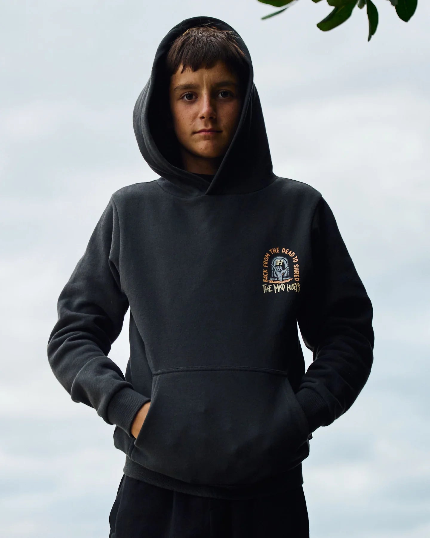 THE MAD HUEYS DEAD SHRED YOUTH HOODED PULLOVER KIDS FLEECE HOODIE VINTAGE BLACK