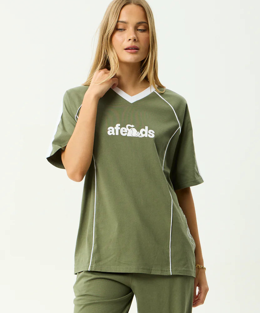 dirts-oversized-tee-deep-olive.webp