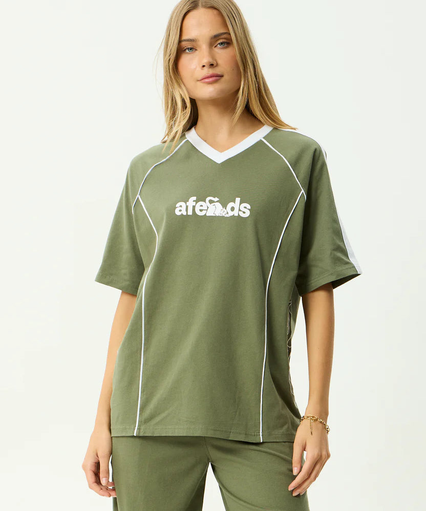 dirts-oversized-tee-deep-olive1.webp