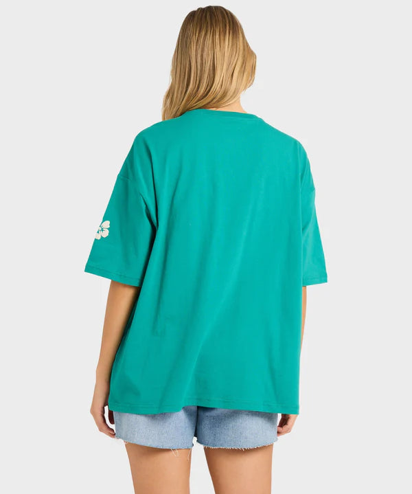 dream-in-the-wind-womens-graphic-t-shirt-ivy1.webp