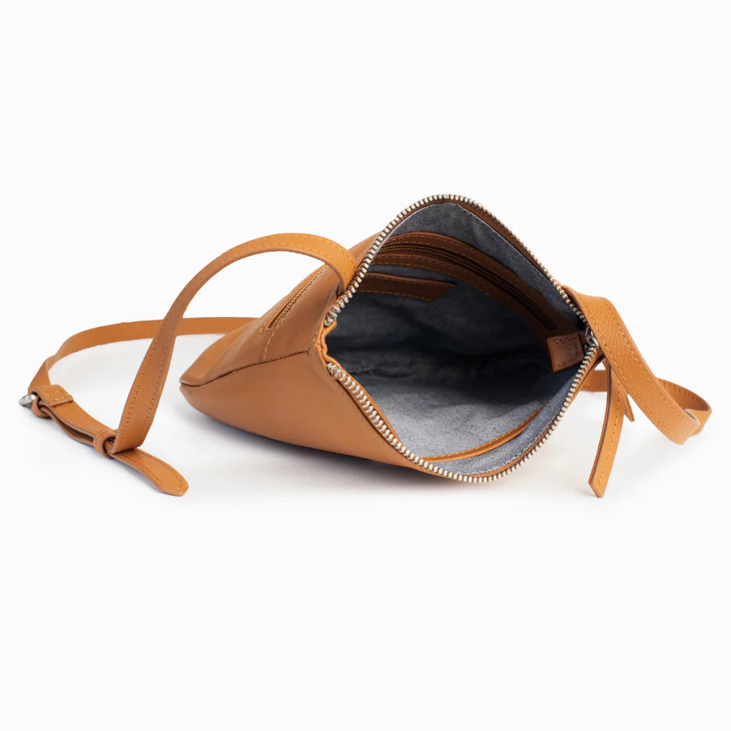 DUSKY ROBIN ISABELLA CROSSBODY BAG – TAN