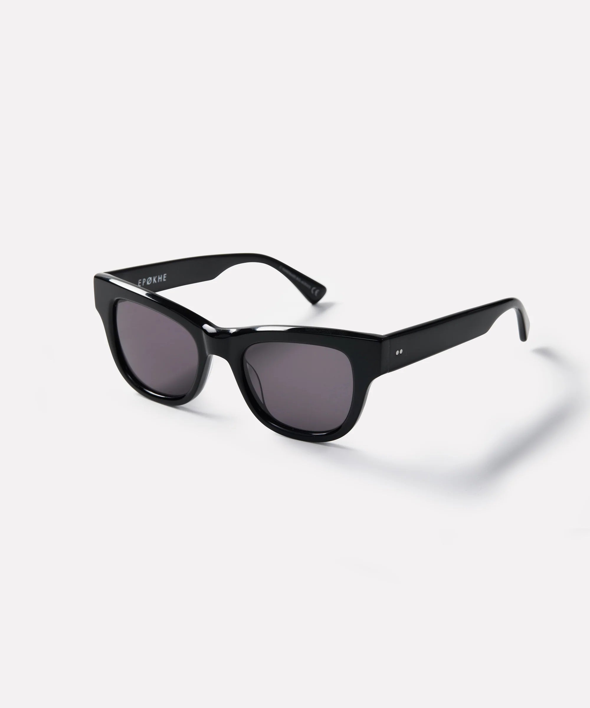 epokhe-brut-sunglasses-black-polished-black.webp