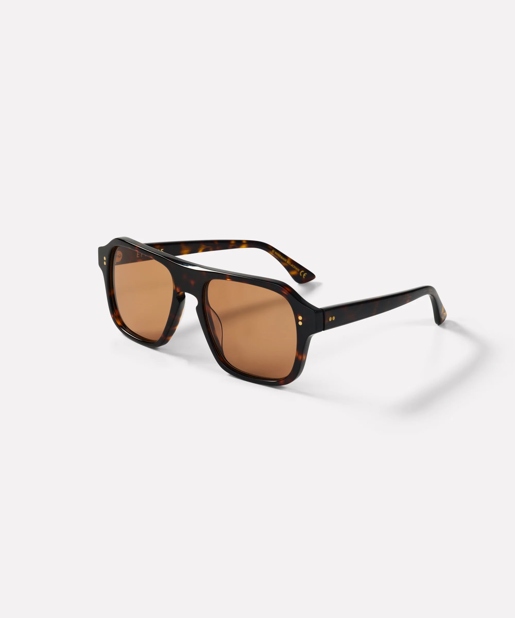epokhe-pano-sunglasses-dark-tortoise-polished-brown.webp