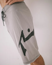 RUSTY FIXED COMPETITION REVOLUTION 23" BOARDSHORT PERFORMANCE GREY