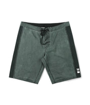 FORMER TEAM 19" TRUNK MENS BOARDSHORTS PERFORMANCE SURF SHORTS PINE
