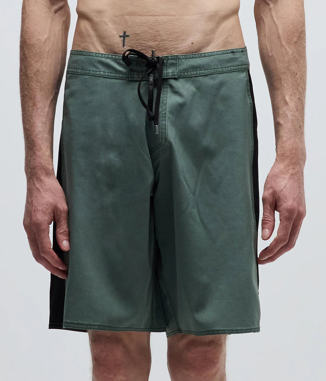 FORMER TEAM 19" TRUNK MENS BOARDSHORTS PERFORMANCE SURF SHORTS PINE