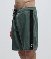 FORMER TEAM 19" TRUNK MENS BOARDSHORTS PERFORMANCE SURF SHORTS PINE