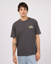 GENERAL STORE MERCH SNAGS AND CANS TEE
