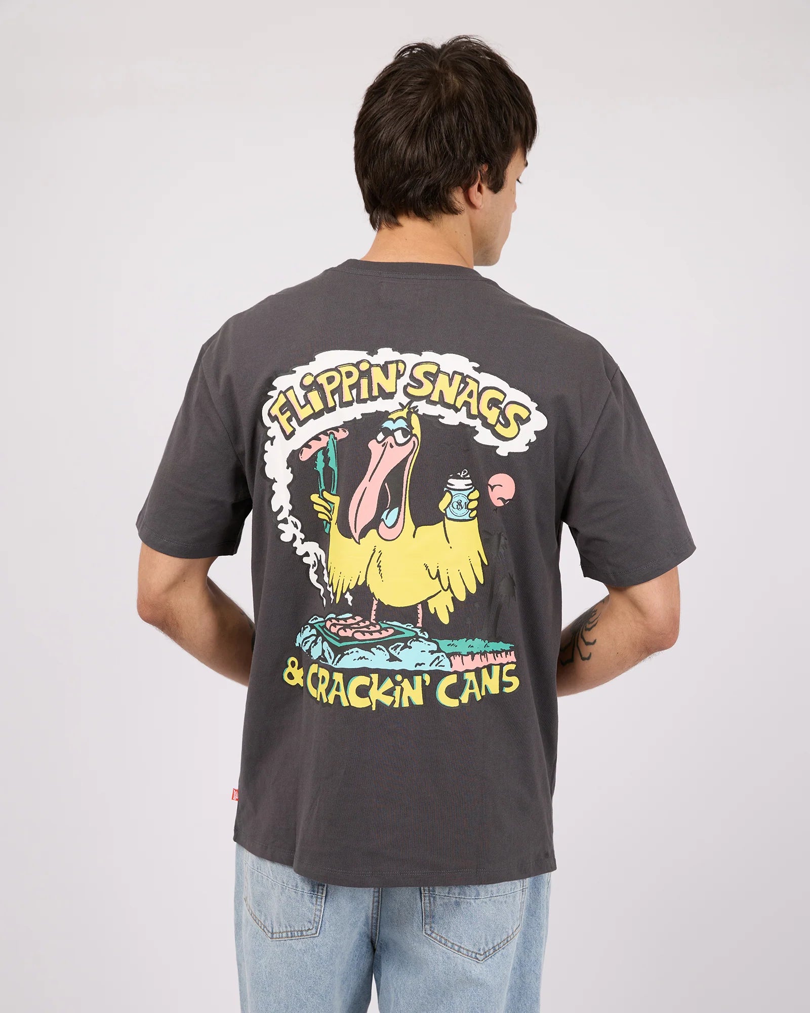 GENERAL STORE MERCH SNAGS AND CANS TEE