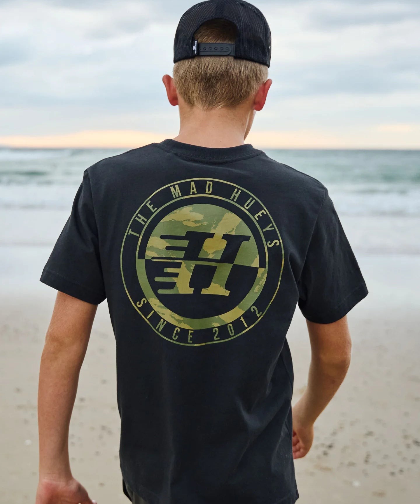 h-series-split-youth-ss-tee-vintage-black.webp